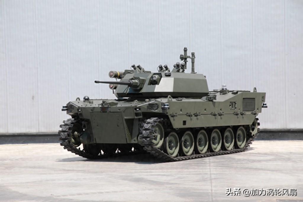 “Alpar”重型裝甲無人戰車亮相IDEF展覽 | 八闋