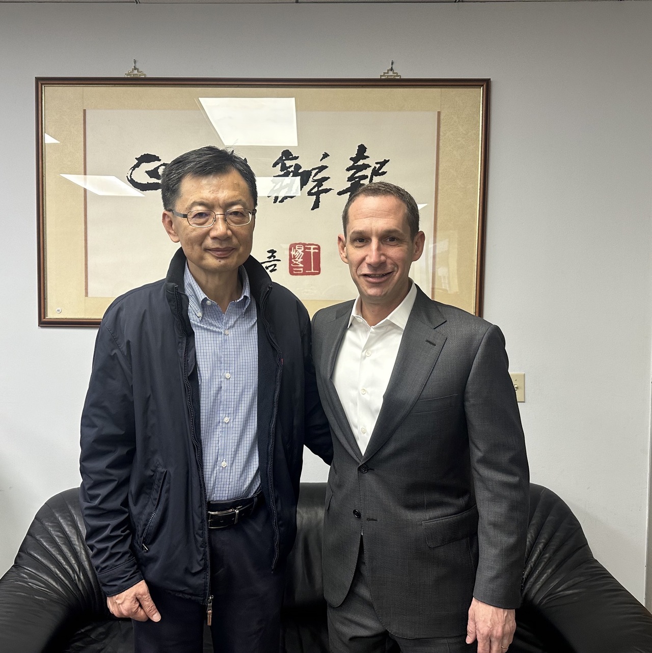 罗瑞德拜会世报:给金山人安全感 | 八阕