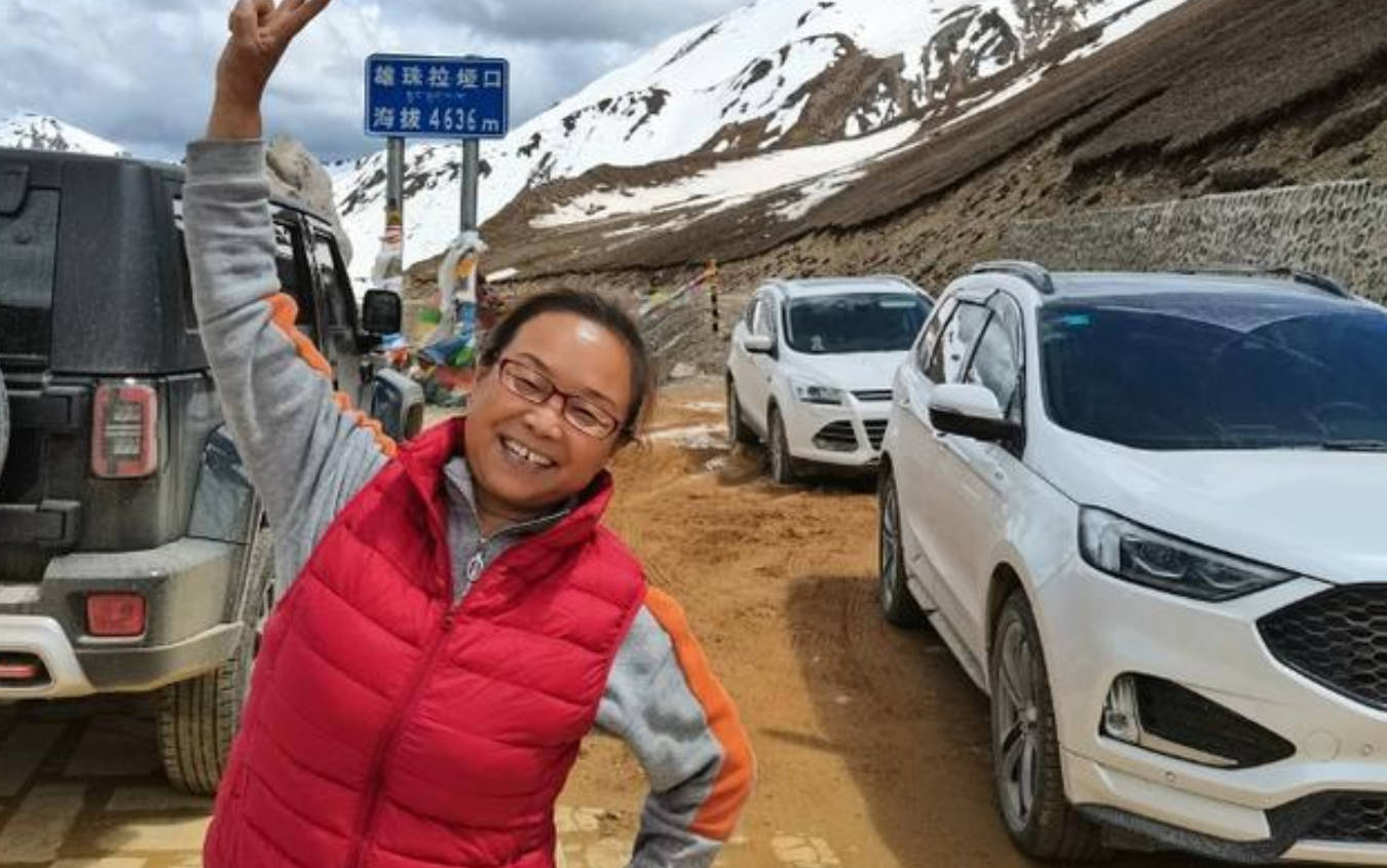 50岁阿姨自驾游：女性成长与自我追寻