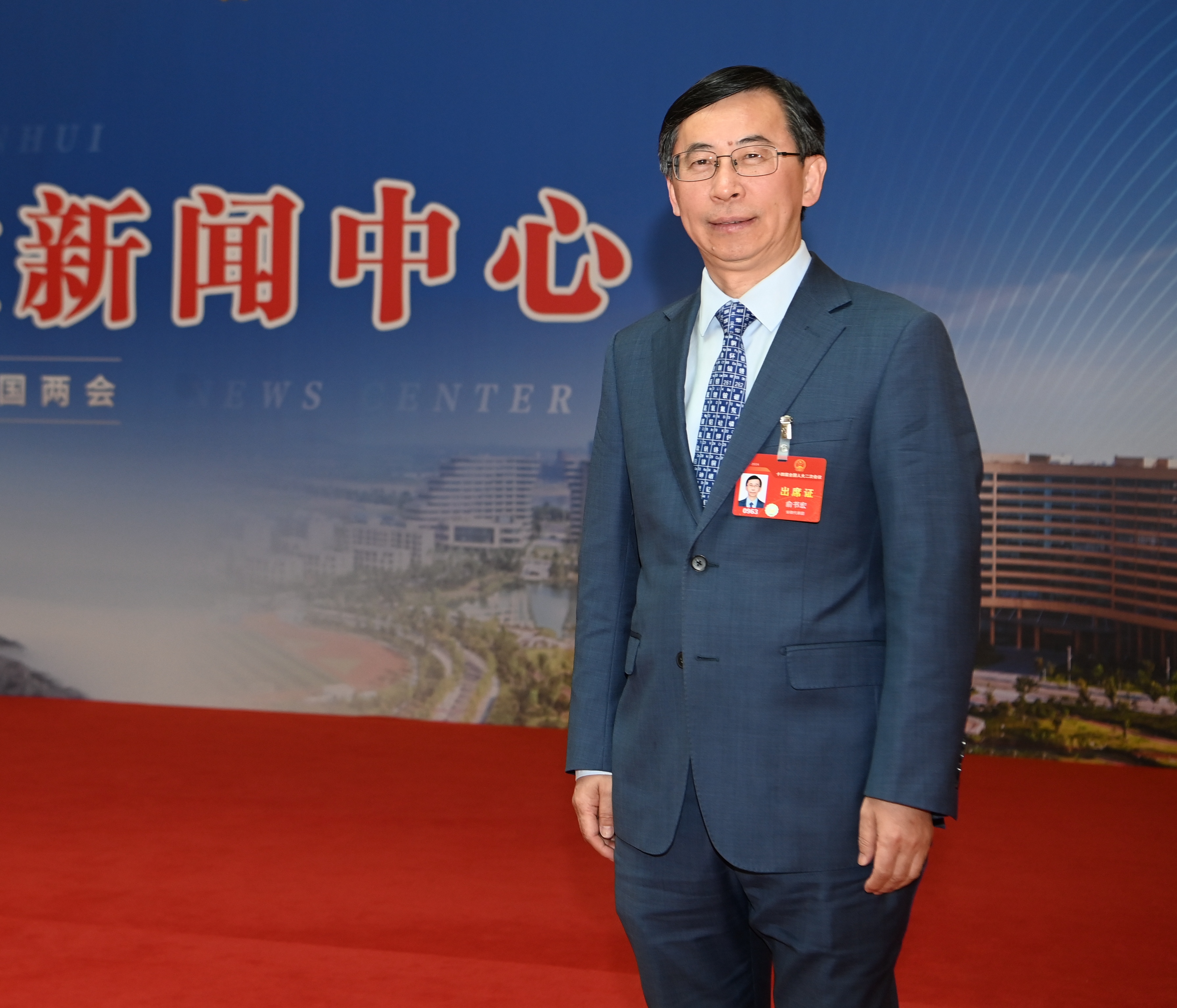 俞书宏代表:教育教学方式和模式仍需改革 | 八阕