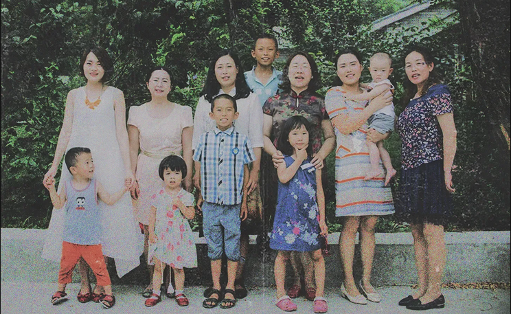 软肋：当他们的父母成为国家的敌人