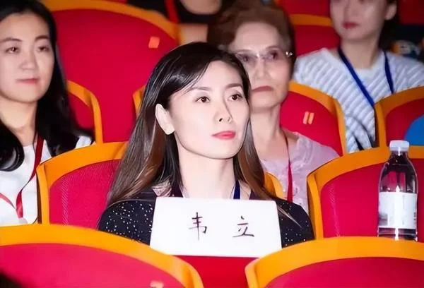 点击图片看原样大小图片